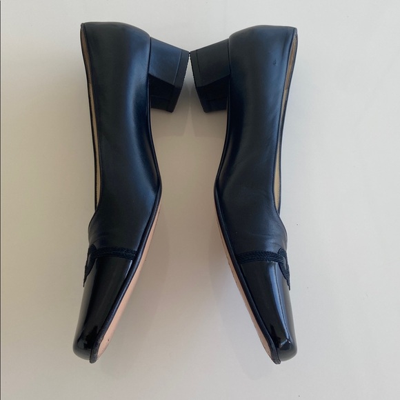 Vintage Salvatore Ferragamo Boutique Black Low Heel Pumps - Picture 3 of 8